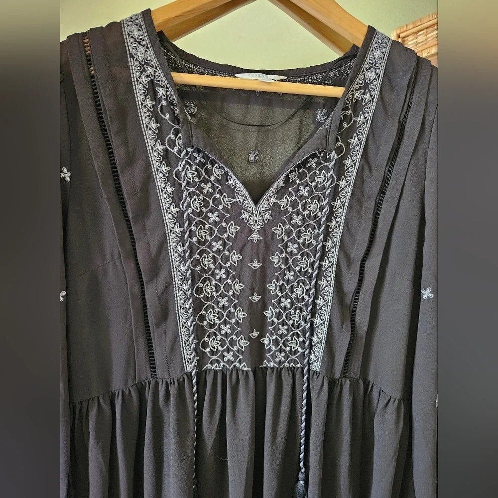 Time & Tru Sheer Tunic - Size M - Picture 6 of 7